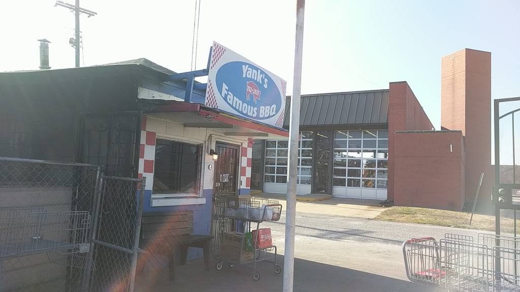 Yanks Famous Barbeque | restaurant | 213 E Main St, Blytheville, AR 72315, USA | 8707622935 OR +1 870-762-2935