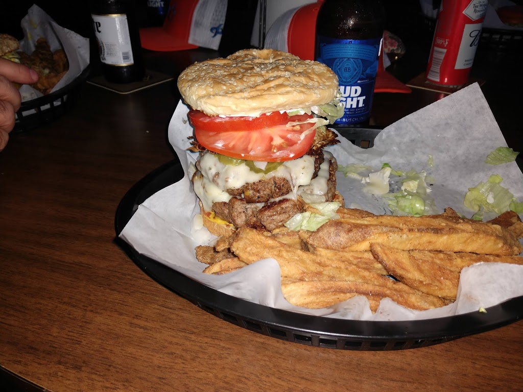 Brickhaus Bar & Grill | restaurant | 2206 Front St, Meridian, MS 39301, USA | 6016866989 OR +1 601-686-6989