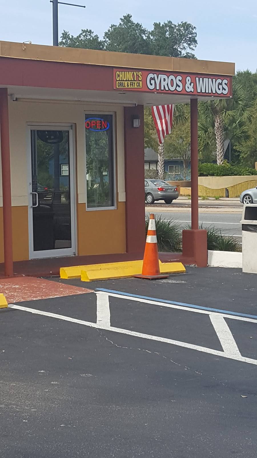 Chunkys Grill & Fry Co. | restaurant | 1445 SE Hawthorne Rd, Gainesville, FL 32641, USA | 3523383663 OR +1 352-338-3663