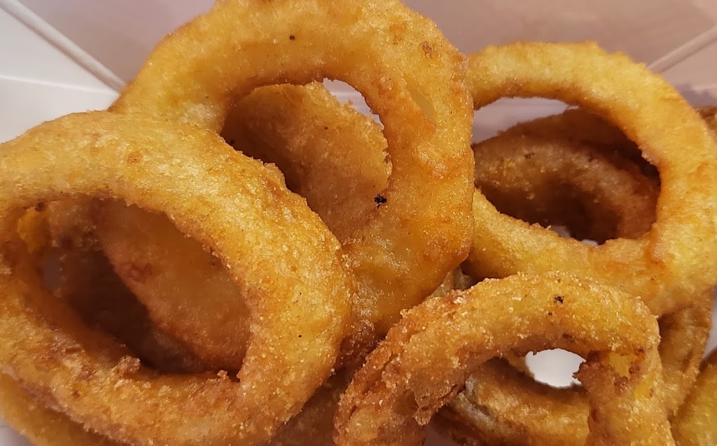 River Eatery | restaurant | 8 S Main St, Winsted, CT 06098, USA | 8602384126 OR +1 860-238-4126