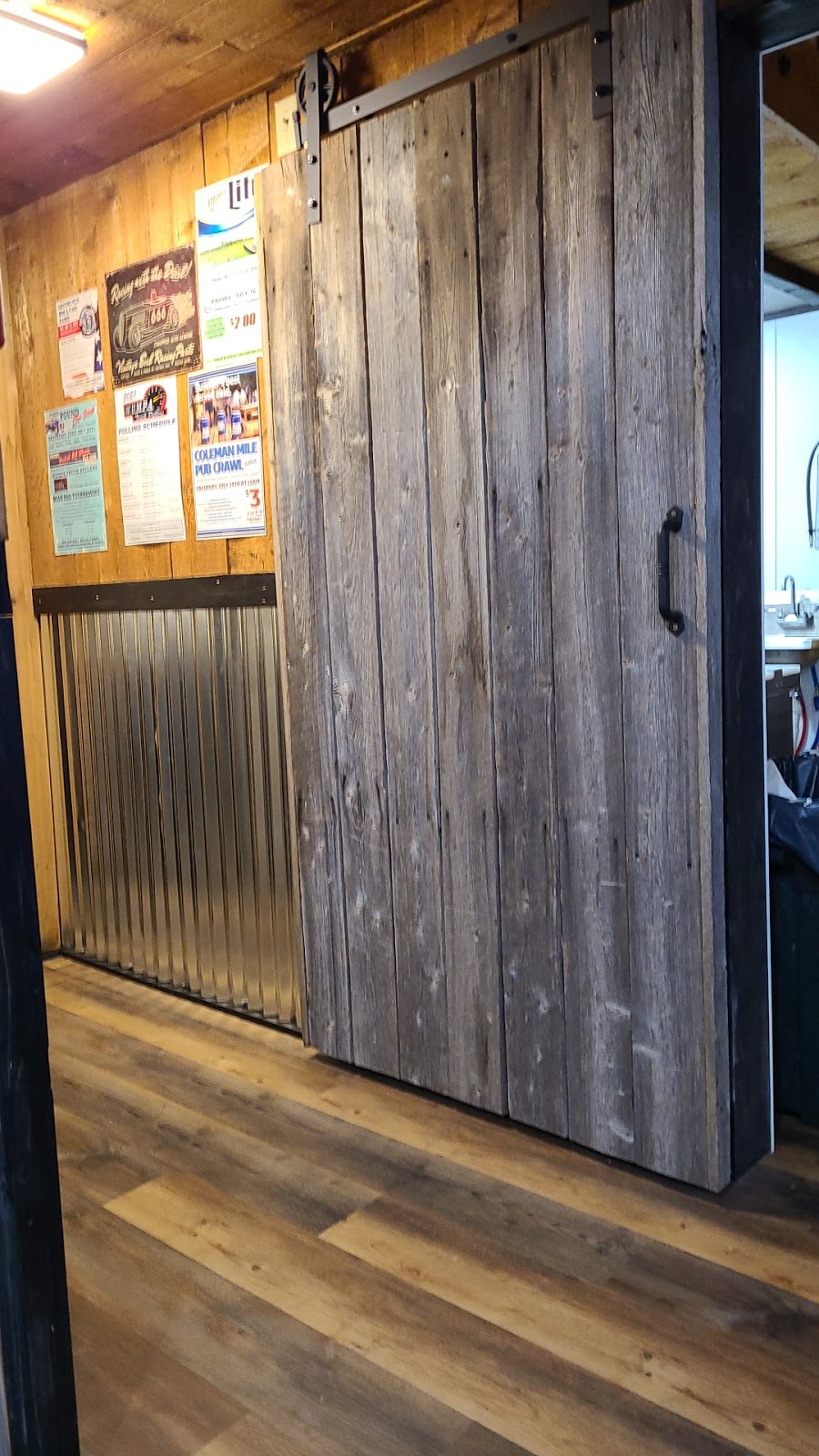 The Woodshed Pub & Perk | restaurant | 202 US-141 BUS, Coleman, WI 54112, USA | 9208976104 OR +1 920-897-6104