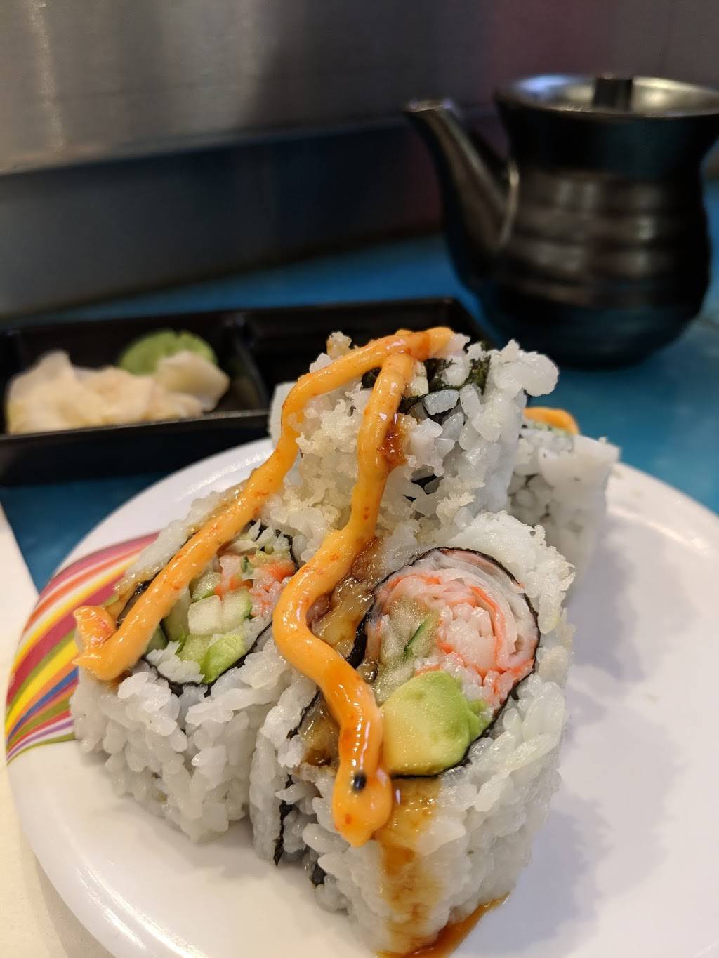 Wasabi | restaurant | 1961 Chain Bridge Rd, McLean, VA 22102, USA | 7033880646 OR +1 703-388-0646