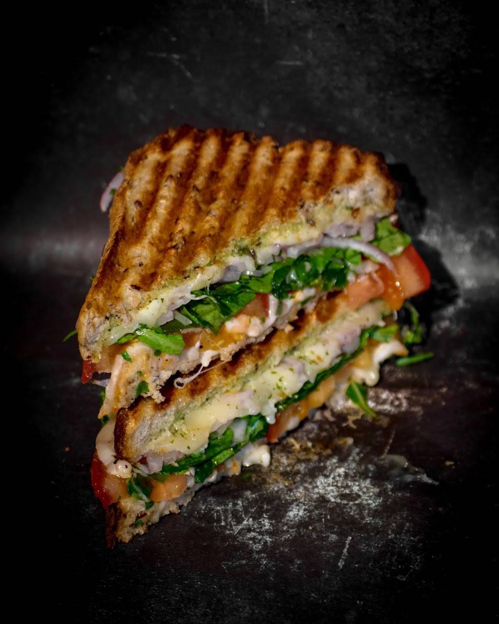 Cheese Louise | restaurant | 175 Kancamagus Hwy, Conway, NH 03818, USA | 6036628230 OR +1 603-662-8230