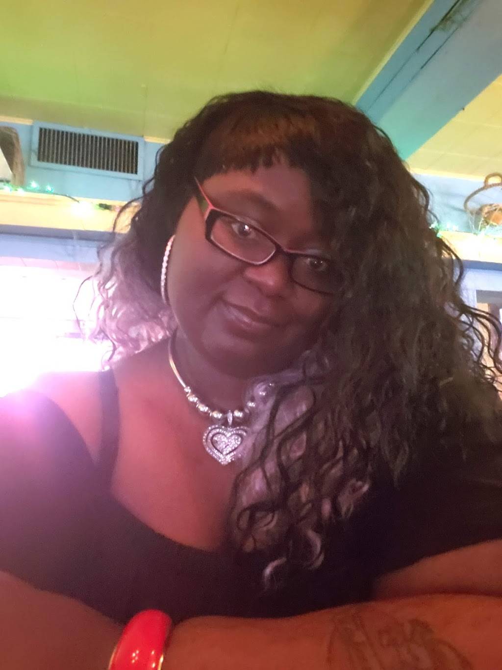 Tiki Time Bistro | restaurant | 4285 Mayfield Rd, Cleveland, OH 44121, USA | 2164597022 OR +1 216-459-7022