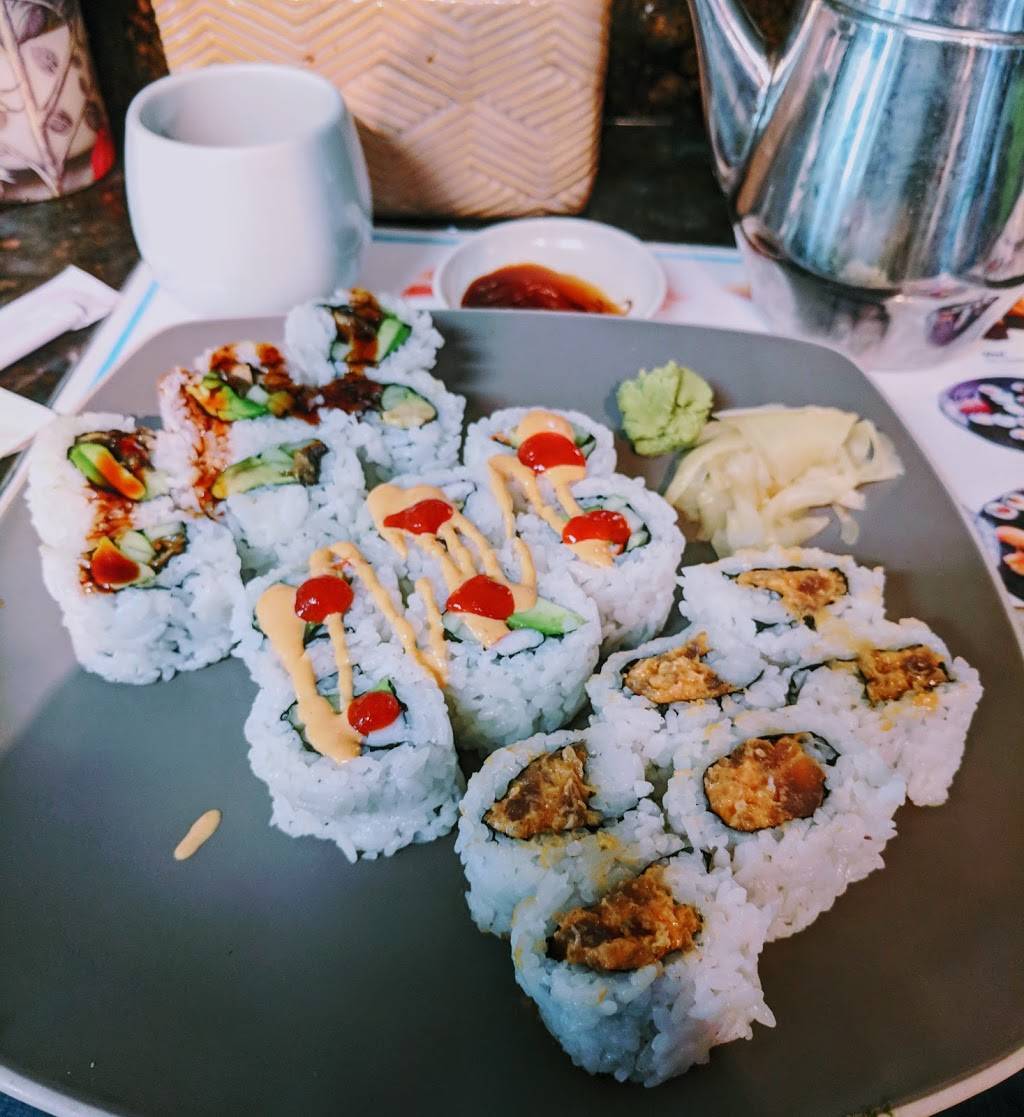 Youngs Sushi | restaurant | 4082 Clark Ave, Willoughby, OH 44094, USA | 4409510002 OR +1 440-951-0002