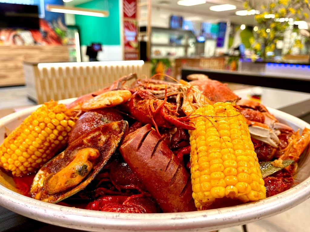 Boiled Station | restaurant | 10700 S Pennsylvania Ave Suite 100B, Oklahoma City, OK 73170, USA | 4055481402 OR +1 405-548-1402