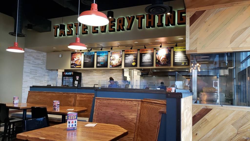 QDOBA Mexican Eats | restaurant | 3014 S Rochester Rd S, Rochester Hills, MI 48307, USA | 2488443668 OR +1 248-844-3668