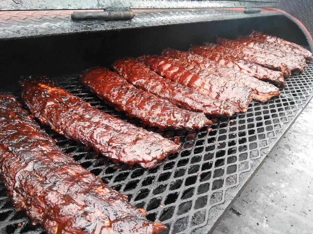 Red Barrel BBQ & Catering | restaurant | 2941 S Wilson Rd, Radcliff, KY 40160, USA | 5023372262 OR +1 502-337-2262