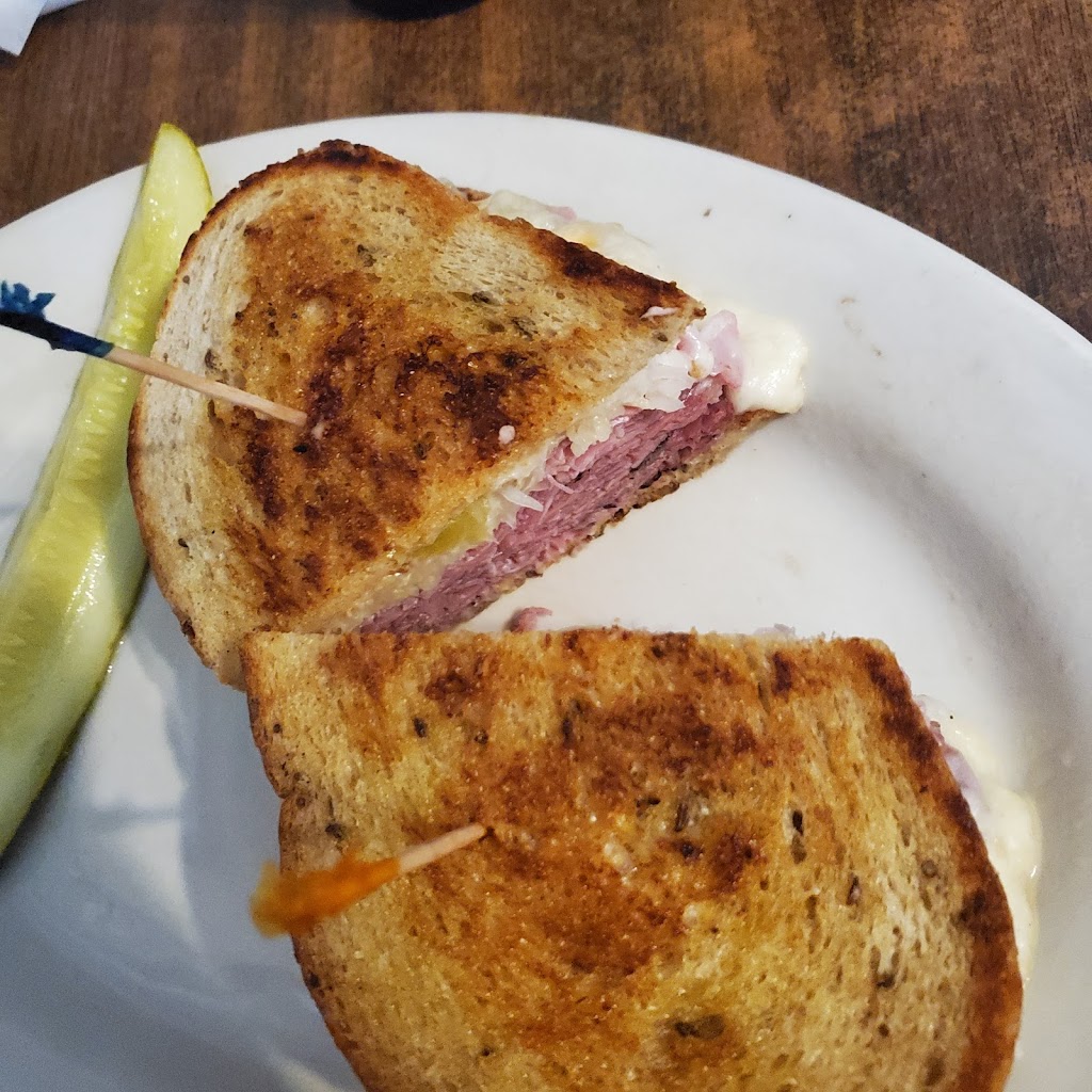 New Yorker Deli & Pizzeria | restaurant | 3001 E Cervantes St, Pensacola, FL 32503, USA | 8504690029 OR +1 850-469-0029