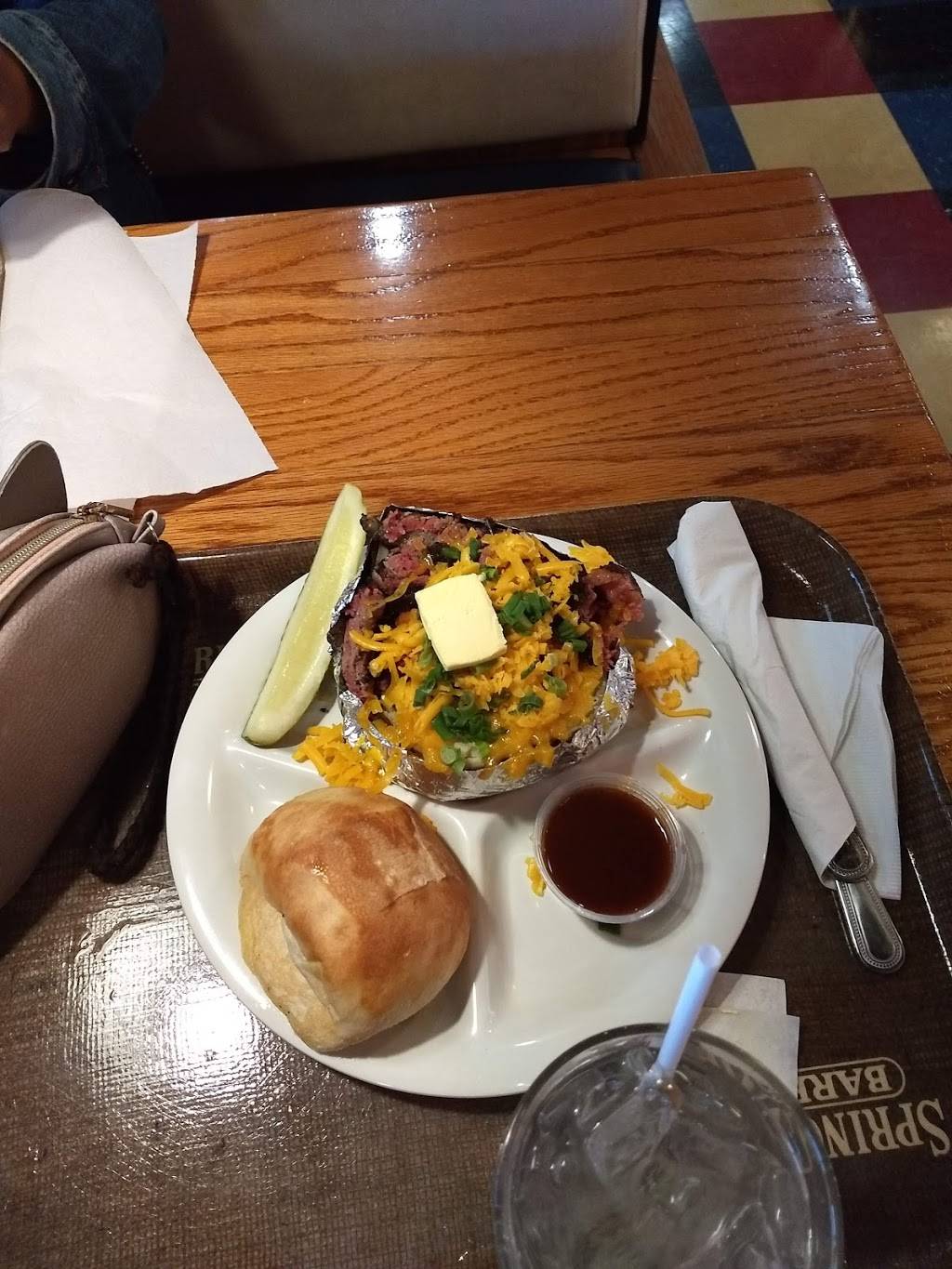 Spring Creek Barbeque | restaurant | 1724 U.S. 287 Frontage Rd, Mansfield, TX 76063, USA | 8174537454 OR +1 817-453-7454