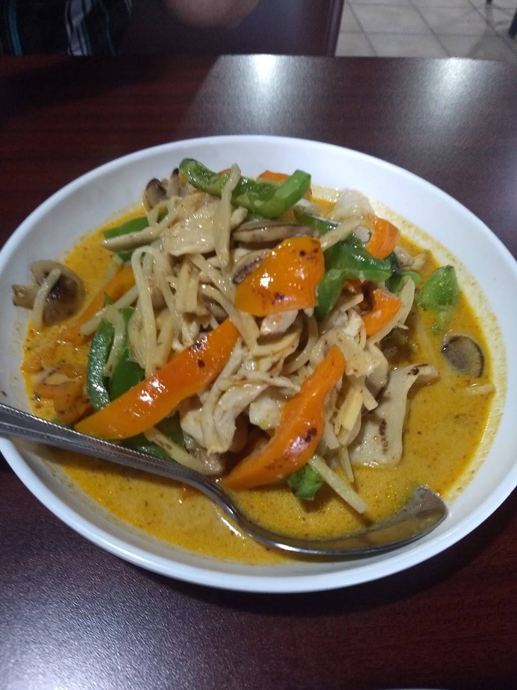 Lil Thai Express | restaurant | 36539 S Gratiot Ave, Clinton Twp, MI 48035, USA | 5867904448 OR +1 586-790-4448