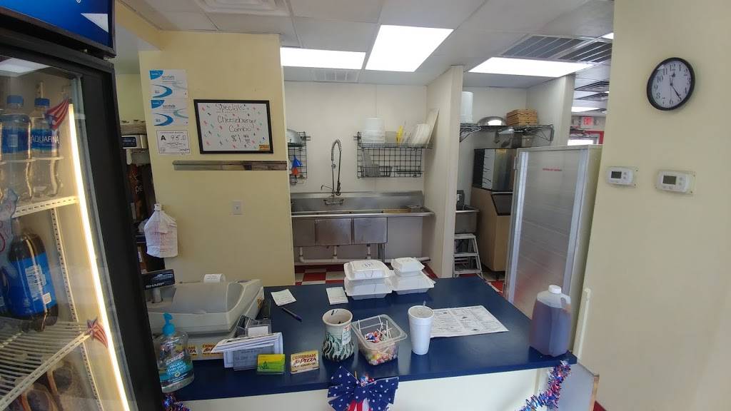 Crossroads Pizza | restaurant | 738 US-70, Beaufort, NC 28516, USA | 2525043882 OR +1 252-504-3882