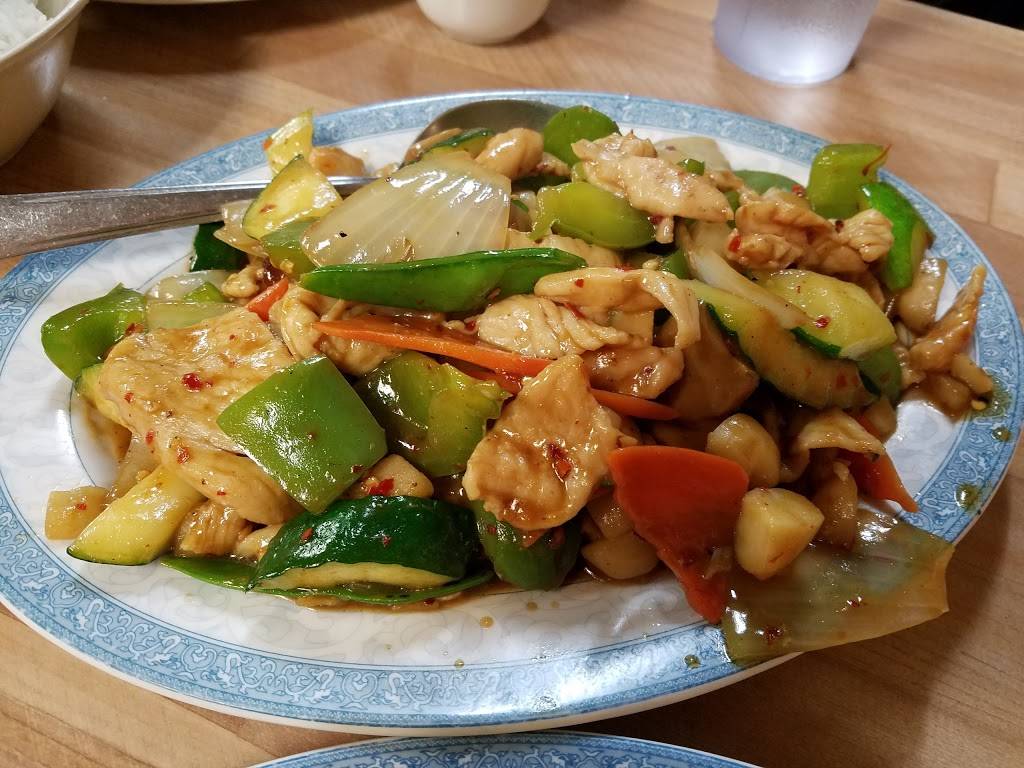 Gongs Chinese Food | restaurant | 6815 Warner Ave, Huntington Beach, CA 92647, USA | 7148426797 OR +1 714-842-6797