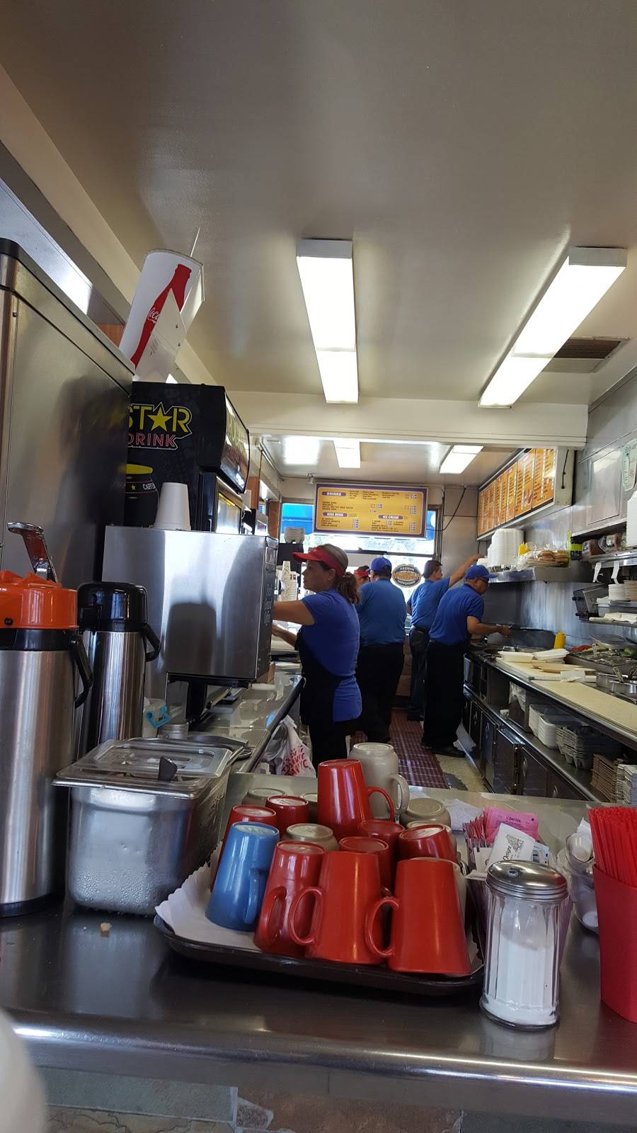 Pacific Star Grill | restaurant | 6205 Bellflower Blvd, Lakewood, CA 90713, USA | 5629252455 OR +1 562-925-2455