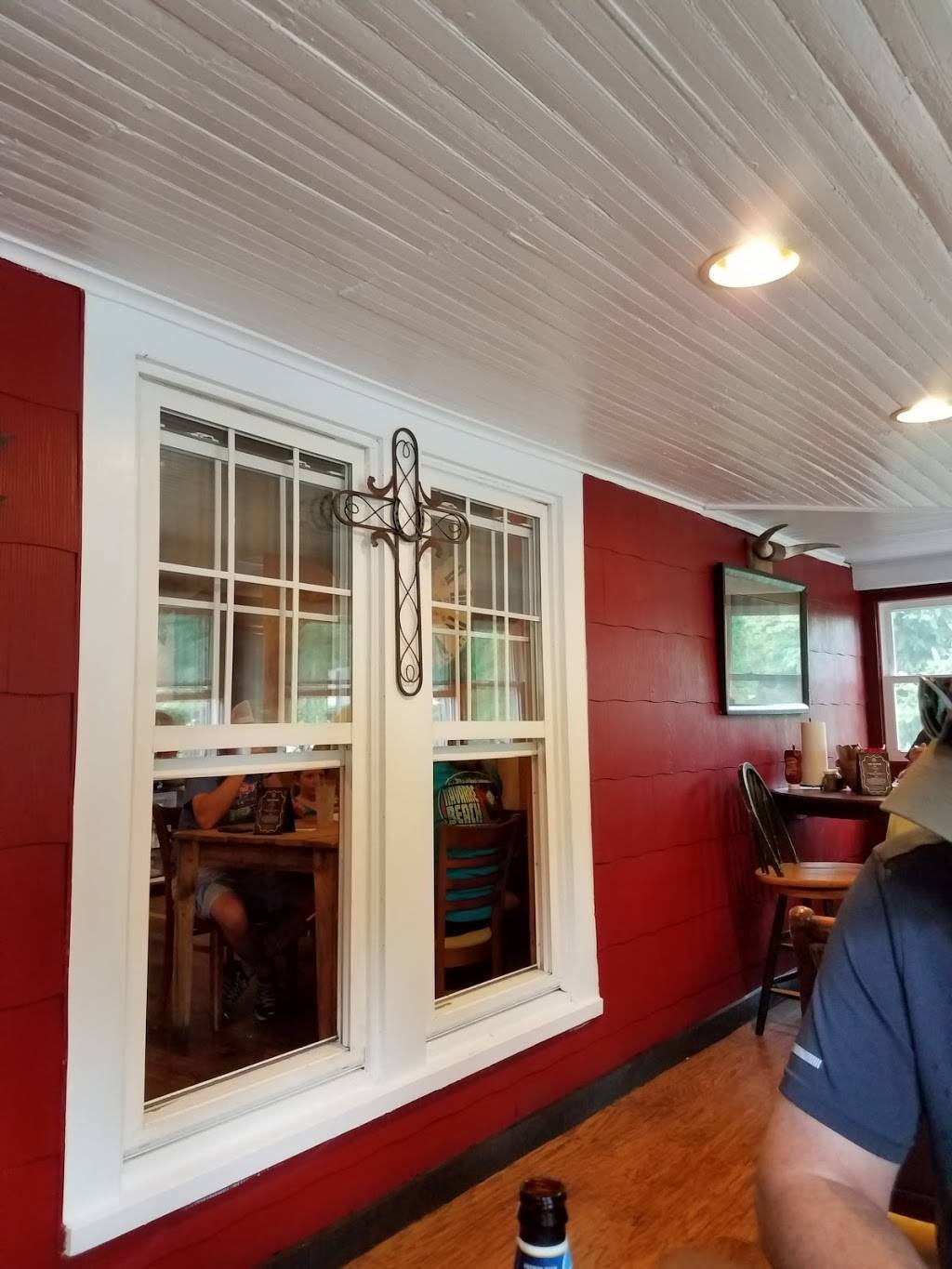 Haywood Smokehouse | restaurant | 79 Elysinia Ave, Waynesville, NC 28786, USA | 8284567275 OR +1 828-456-7275