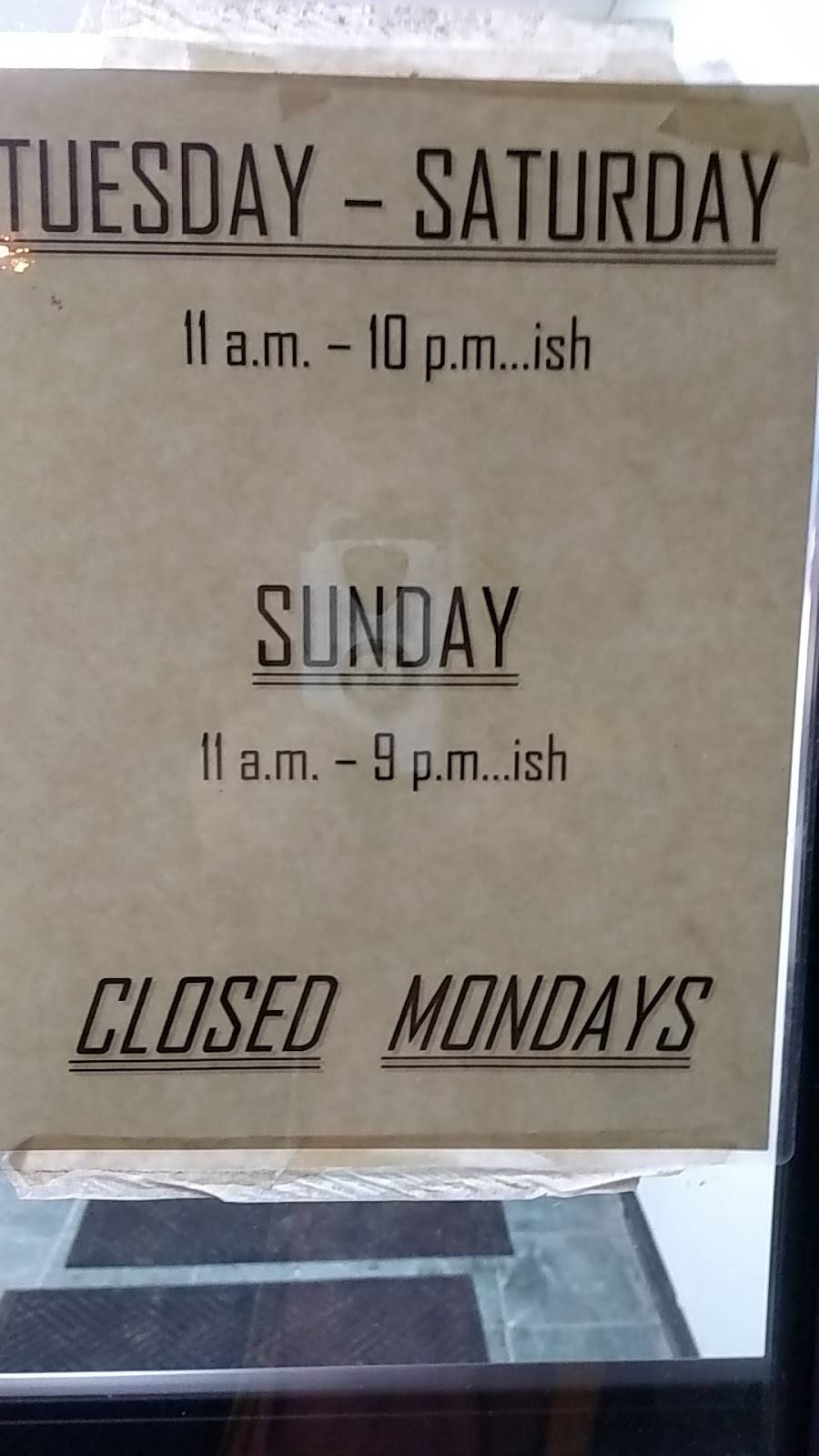 Pizza King | restaurant | 600 S Mission St, Mt Pleasant, MI 48858, USA | 9897729435 OR +1 989-772-9435