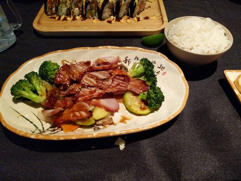 Red Lion Singapore Grill & Japanese Cuisine | restaurant | 515 Cottage Grove Rd, Madison, WI 53716, USA | 6084673018 OR +1 608-467-3018