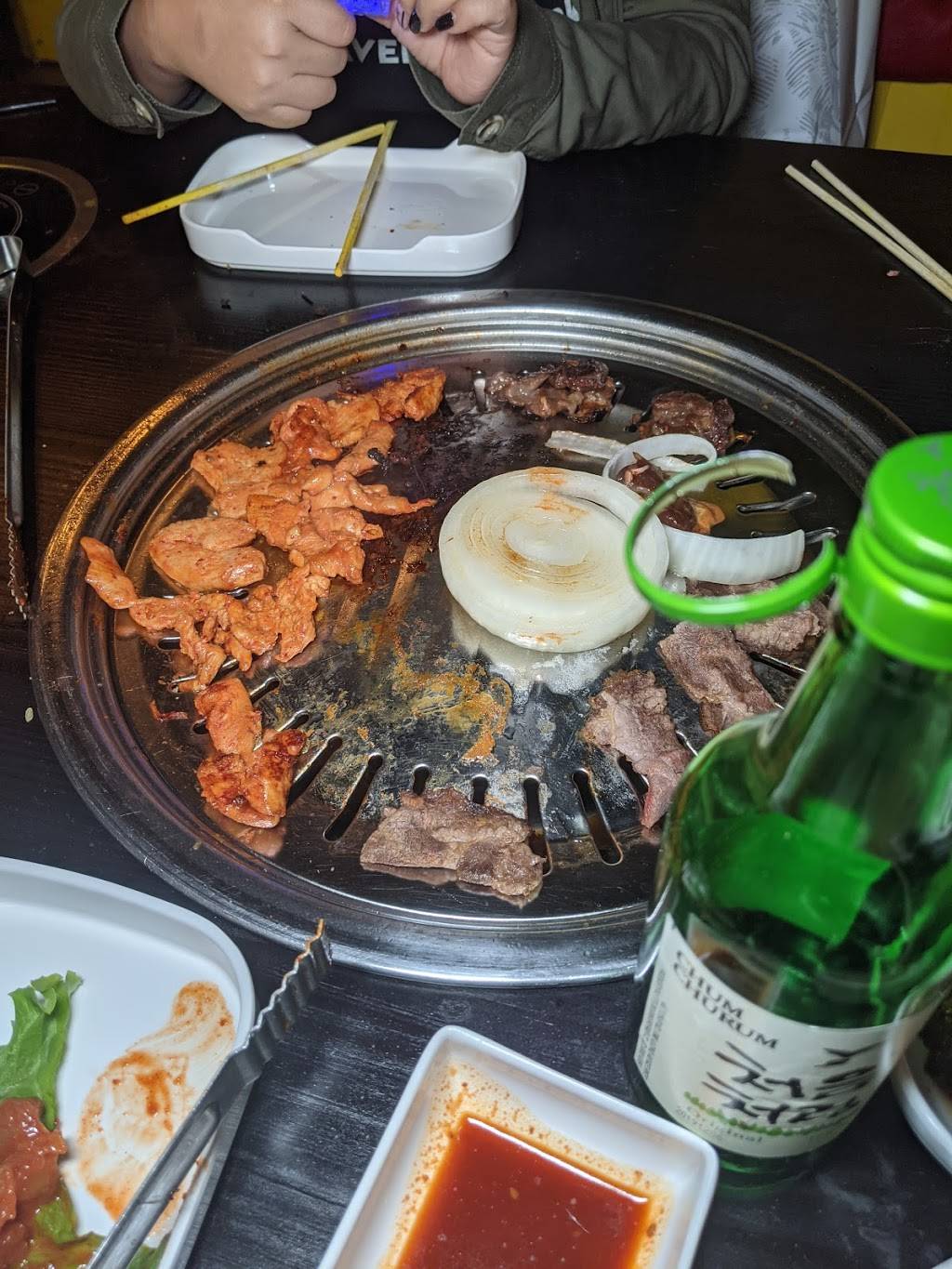 JBBQ & Shabu Shabu | restaurant | 11 E Main St, Bay Shore, NY 11706, USA | 6316477777 OR +1 631-647-7777