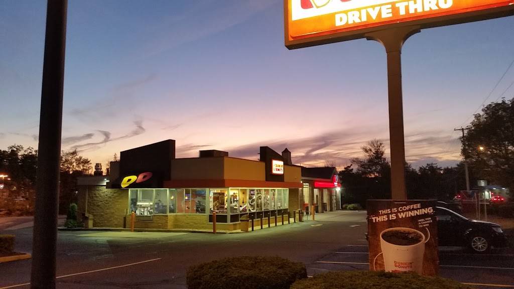 Dunkin | bakery | 35 Medway Rd, Milford, MA 01757, USA | 5084732658 OR +1 508-473-2658