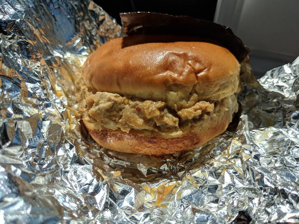 Inner City Blues home of Carolina Bar B Que | restaurant | 3015 Nine Mile Rd, Richmond, VA 23223, USA | 8046493424 OR +1 804-649-3424