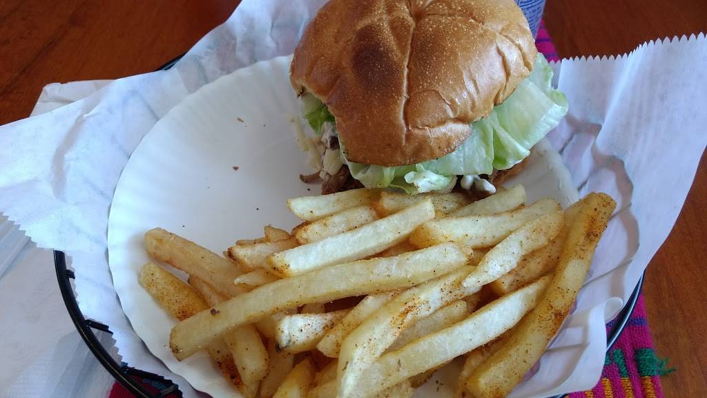 Sombreros Mexican Cuisine & Café | restaurant | 76 Main St, Stanardsville, VA 22973, USA | 4349909153 OR +1 434-990-9153