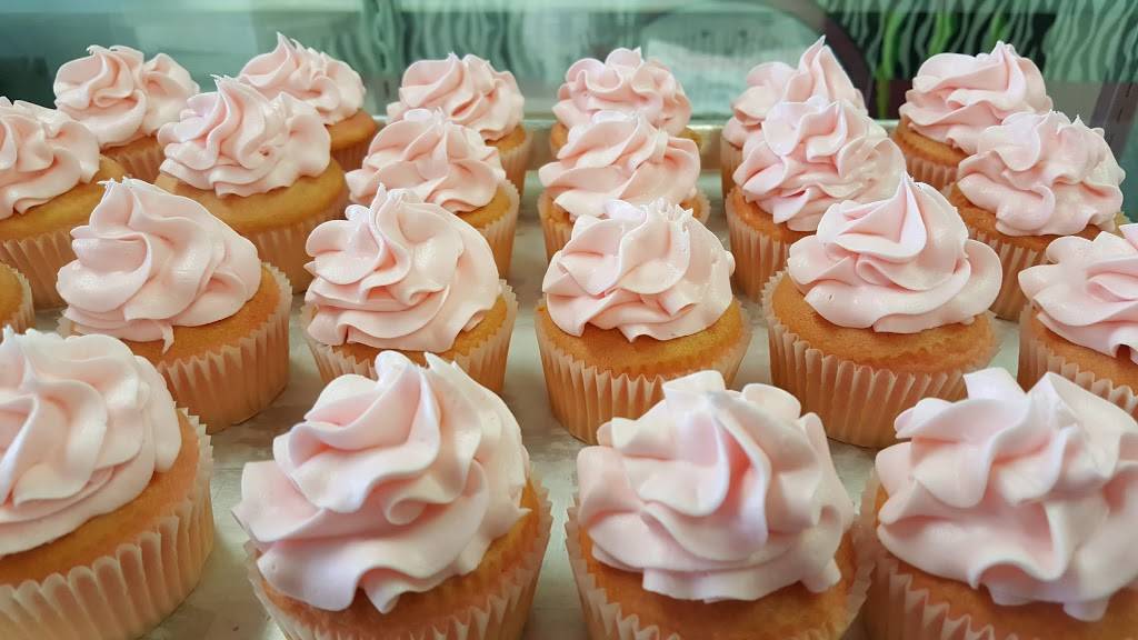 L.A. Sweets Bakery | restaurant | 148 N Main St, Washington, PA 15301, USA | 7242639891 OR +1 724-263-9891