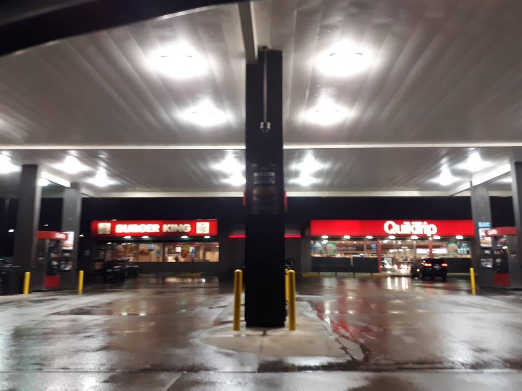 Burger King | restaurant | 4801 NE 14th St, Des Moines, IA 50313, USA | 5152633313 OR +1 515-263-3313