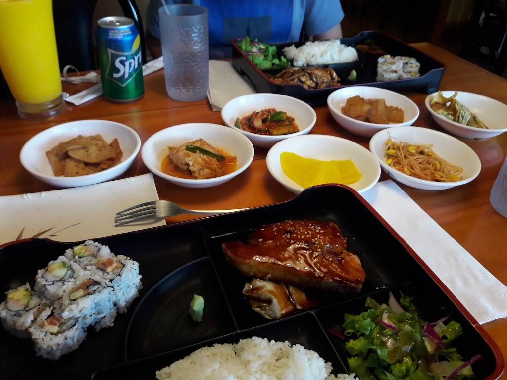 Sushi Box | restaurant | 3494 Milwaukee Ave, Northbrook, IL 60062, USA | 8472989888 OR +1 847-298-9888