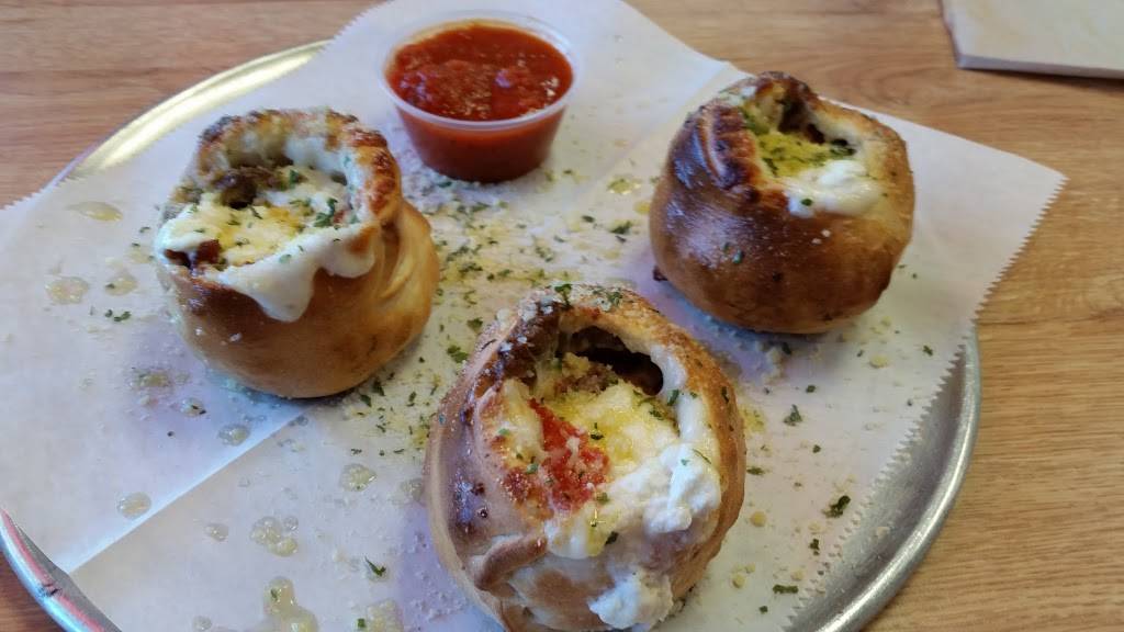 New York New York Pizza | meal delivery | 11367 Big Bend Rd, Riverview, FL 33579, USA | 8136447100 OR +1 813-644-7100