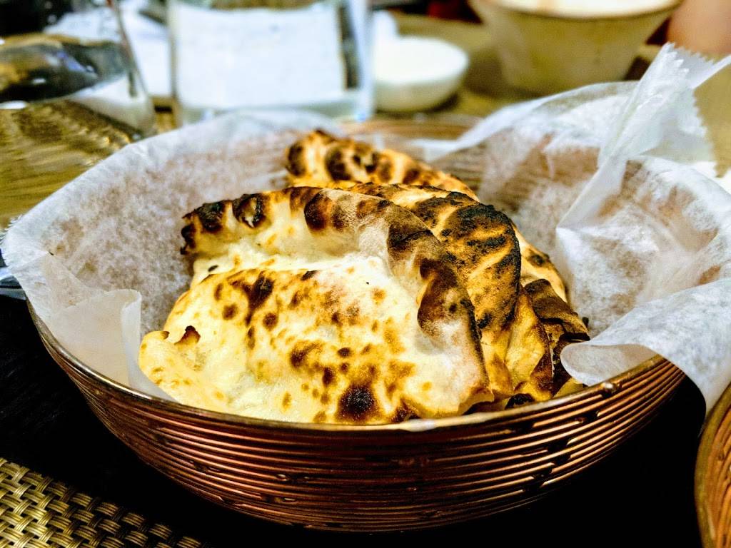 aRoqa | restaurant | 206 9th Ave, New York, NY 10011, USA | 6466785471 OR +1 646-678-5471