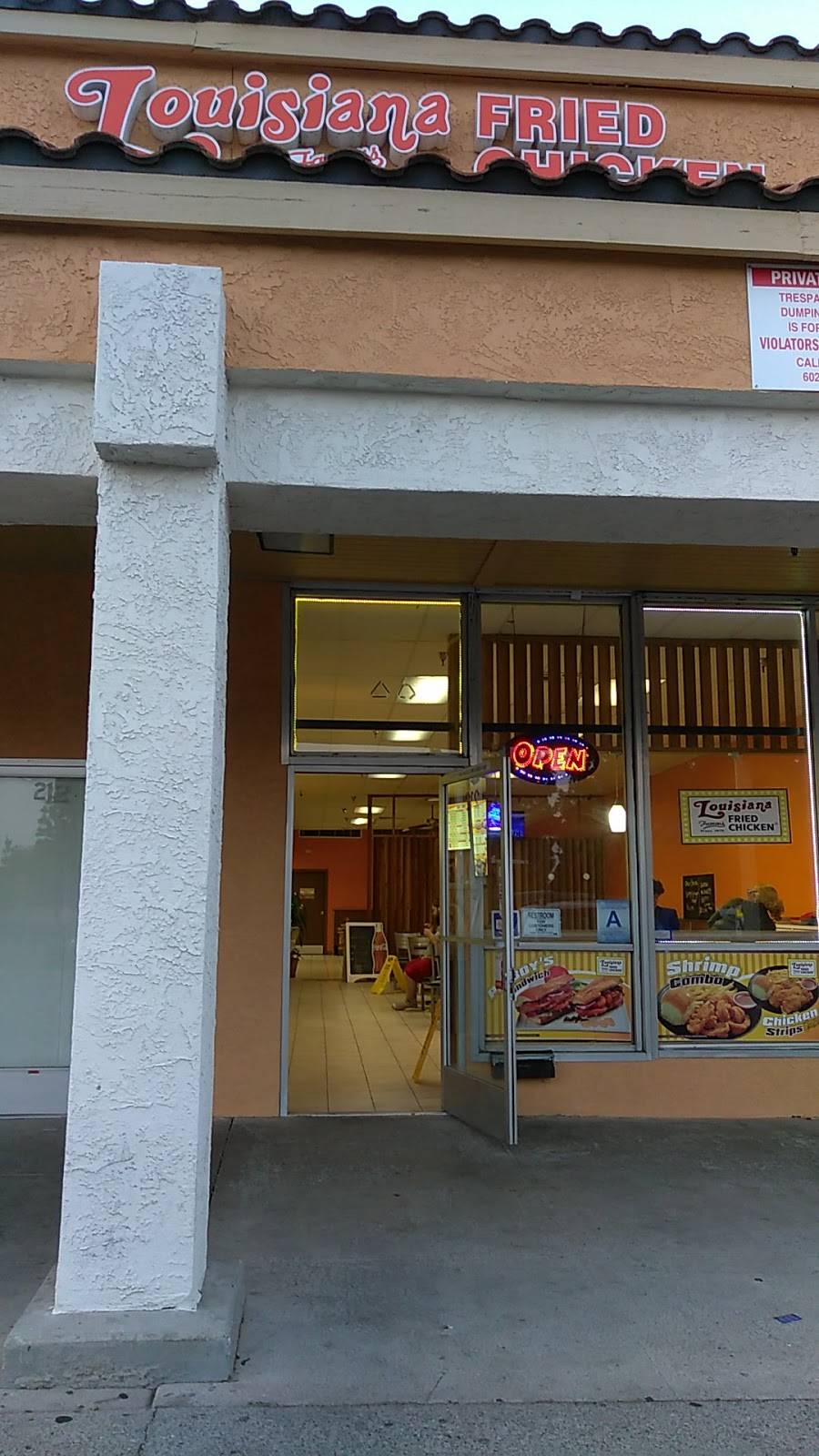 Louisiana Fried Chicken | restaurant | 212-214 E Baseline Rd, Rialto, CA 92376, USA | 9098758899 OR +1 909-875-8899