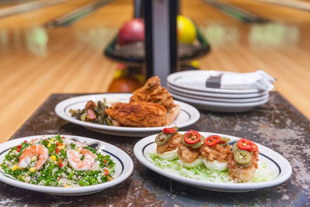 Blue Ribbon at Brooklyn Bowl | restaurant | 61 Wythe Ave, Brooklyn, NY 11211, USA | 7189633369 OR +1 718-963-3369