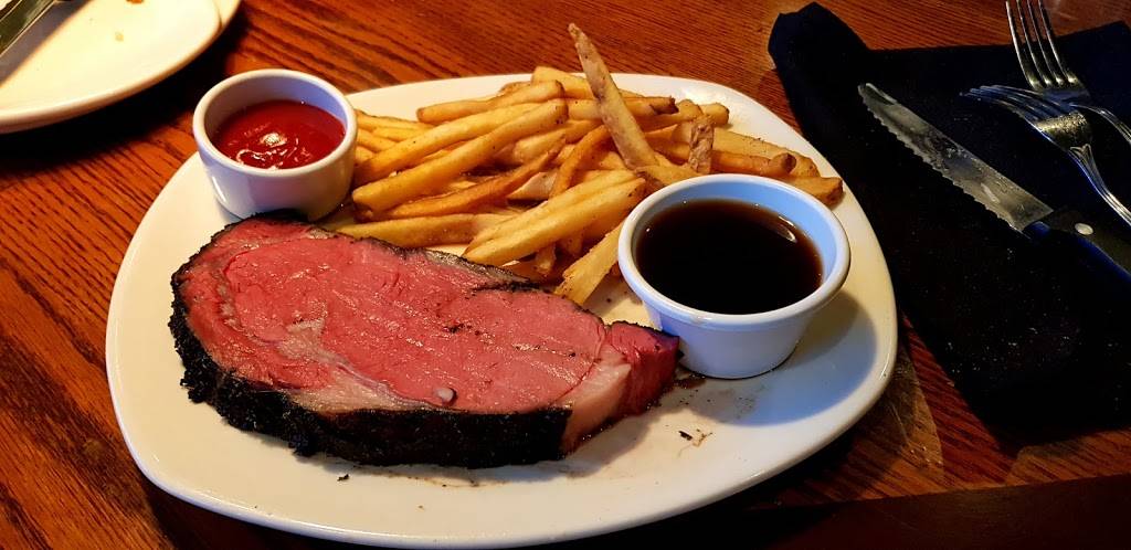 Outback Steakhouse | restaurant | 27230 Bay Landing Dr, Bonita Springs, FL 34135, USA | 2399483575 OR +1 239-948-3575