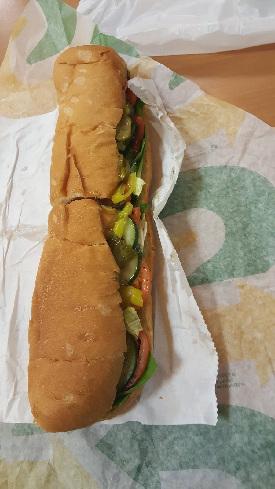 Subway Restaurants | restaurant | 1800 E 66th St, Richfield, MN 55423, USA | 6128660890 OR +1 612-866-0890