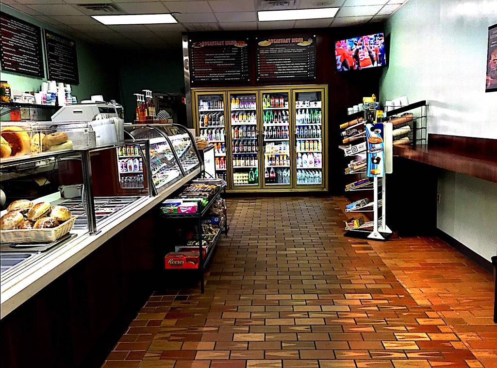 Maple Avenue Delicatessen | restaurant | 5 Maple Ave, Rockville Centre, NY 11570, USA | 5164424178 OR +1 516-442-4178