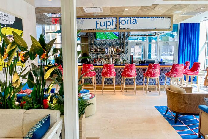 License to Chill Bar - Times Square | restaurant | 560 7th Ave 7th Floor, New York, NY 10018, USA | 3322424825 OR +1 332-242-4825