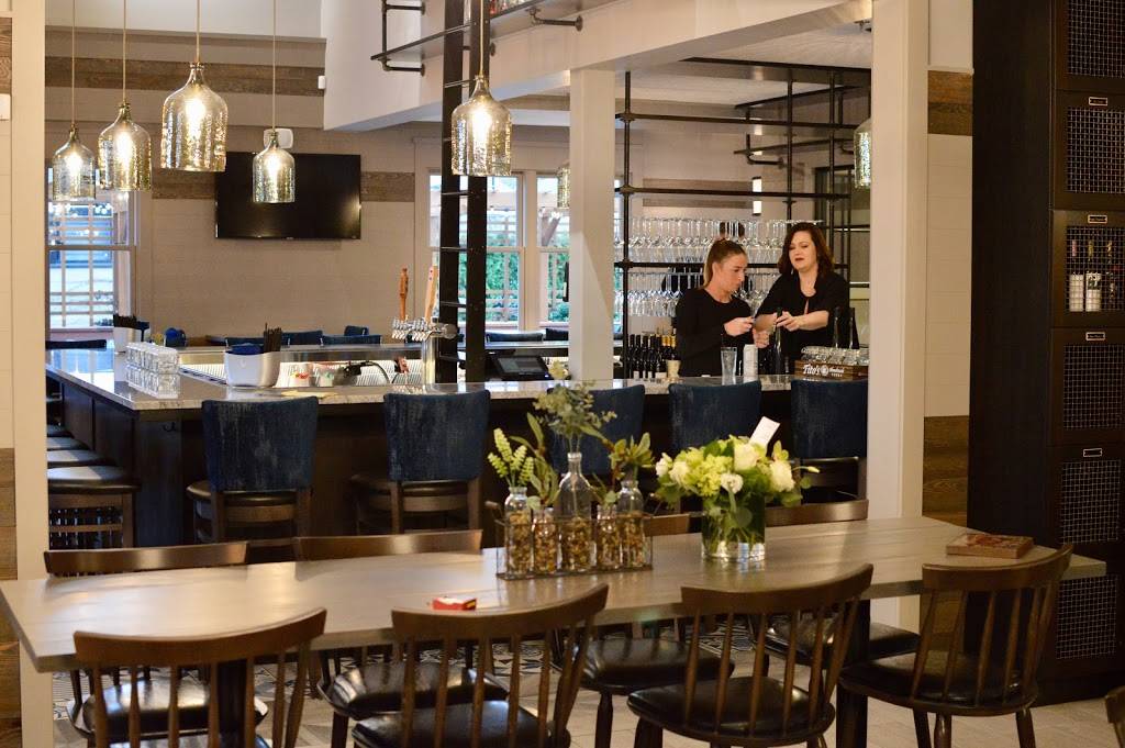 Estia Falmouth | meal takeaway | 117 Main St, Falmouth, MA 02540, USA | 5085483300 OR +1 508-548-3300