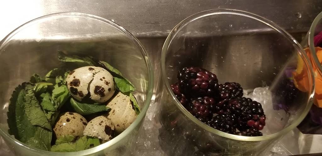 Bathtub Gin | restaurant | 132 9th Ave, New York, NY 10011, USA | 6465591671 OR +1 646-559-1671