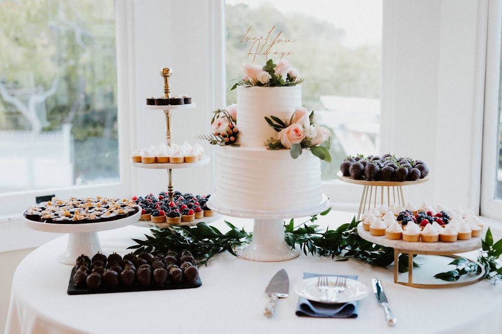 Lawsons Bakery | bakery | 15862 Monterey Hwy, Morgan Hill, CA 95037, USA | 4087794991 OR +1 408-779-4991