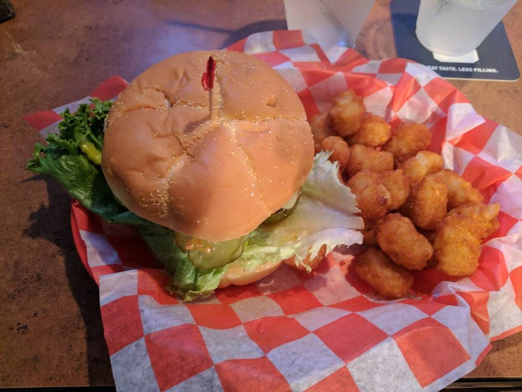 Cocktails Bar & Grill | restaurant | 3090 Old Todds Rd, Lexington, KY 40509, USA | 8592647652 OR +1 859-264-7652