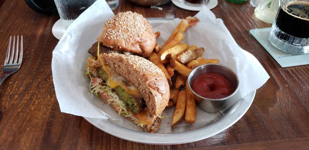 The Roxy Encinitas | restaurant | 517 S Coast Hwy 101, Encinitas, CA 92024, USA | 7602302899 OR +1 760-230-2899