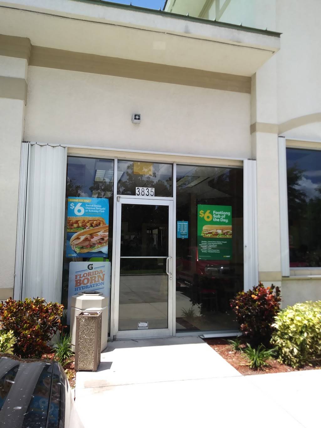 Subway | restaurant | 3835 White Lake Blvd, Naples, FL 34117, USA | 2393040632 OR +1 239-304-0632