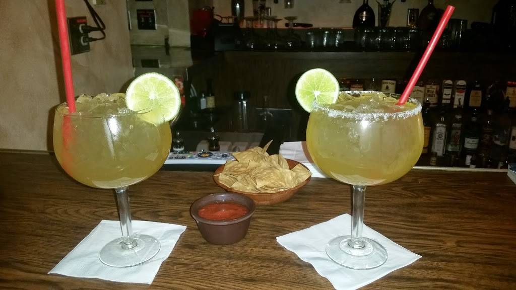 Emilios Restaurant | restaurant | 2340 S San Jacinto Ave, San Jacinto, CA 92583, USA | 9519253721 OR +1 951-925-3721