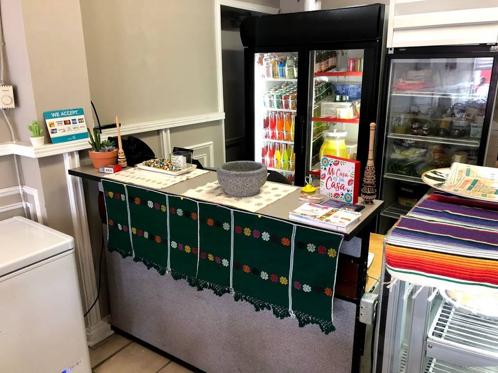 Aztec tacos | restaurant | 77 Montreal Rd, Vanier, ON K1L 6E8, Canada | 6137419998 OR +1 613-741-9998