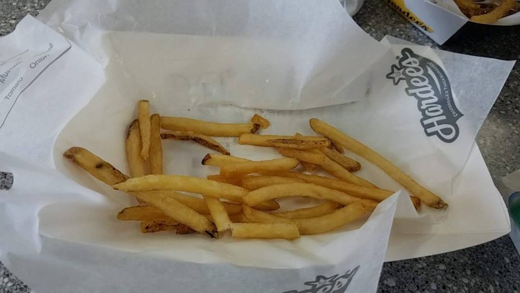 Hardees | restaurant | Highway 58 A, Coeburn, VA 24230, USA | 2763955441 OR +1 276-395-5441