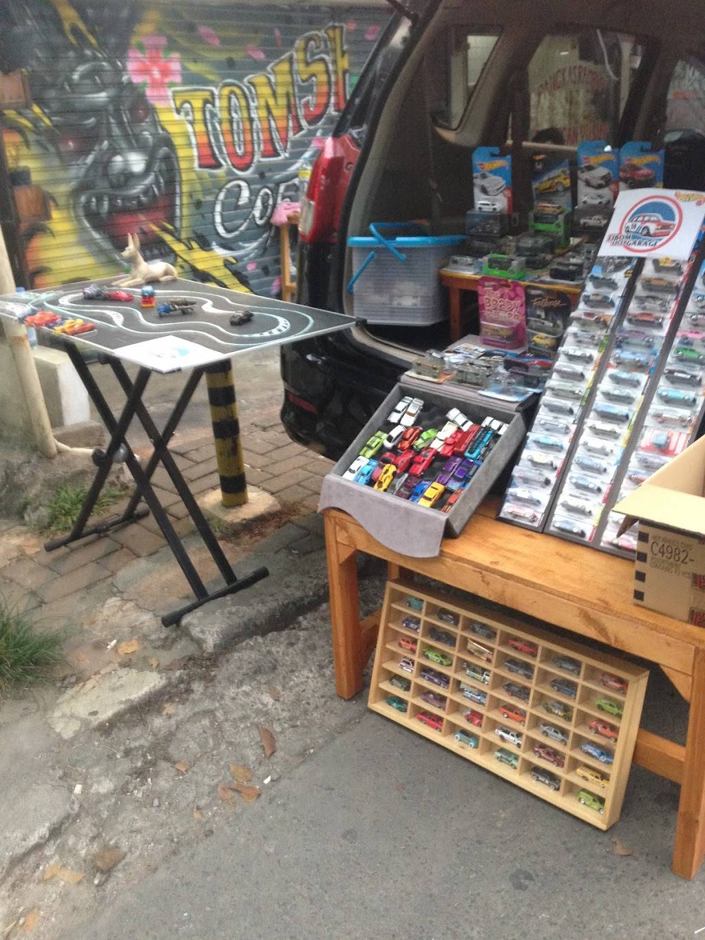 Toms Coffee Shop | restaurant | 250 E Burnside Ave, Bronx, NY 10457, USA | 7187312077 OR +1 718-731-2077