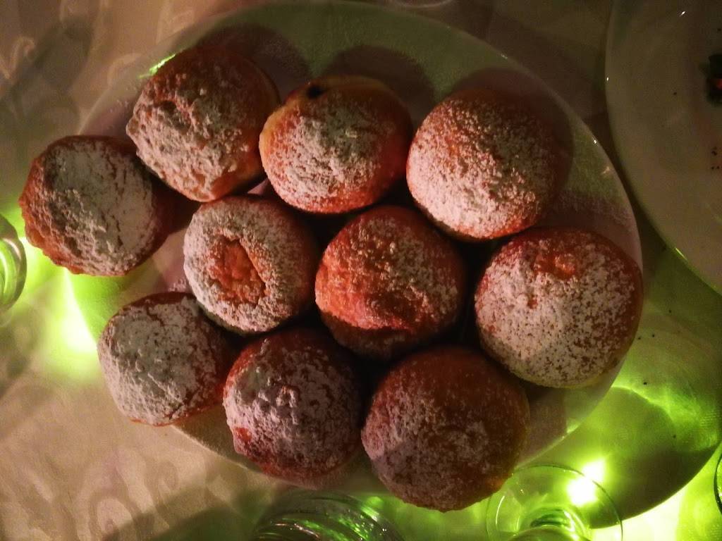 Golden Lion Restaurant & Bar | restaurant | 15 Canmotor Ave, Etobicoke, ON M8Z 4E5, Canada | 4162523456 OR +1 416-252-3456