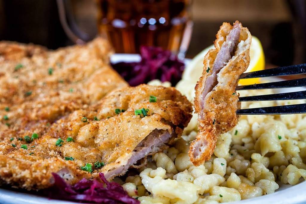 Biergarten | restaurant | 309 Via De Palmas #90, Boca Raton, FL 33432, USA | 5613957462 OR +1 561-395-7462