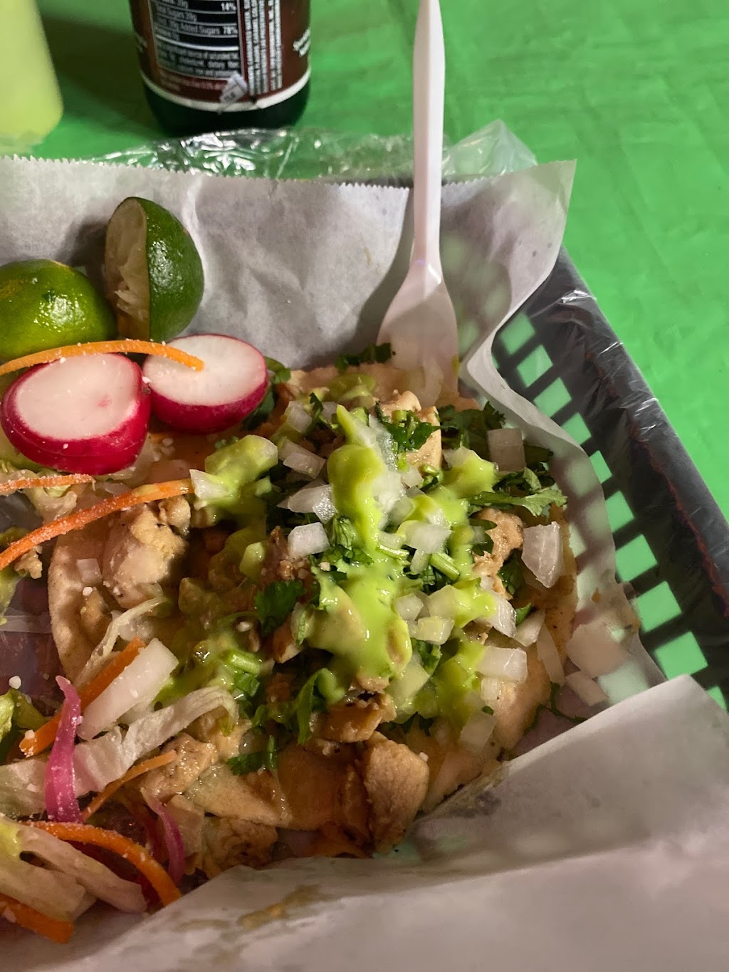 Tacos Nayarit | restaurant | 27th Av &, W Weldon Ave, Phoenix, AZ 85017, USA | 6028772481 OR +1 602-877-2481