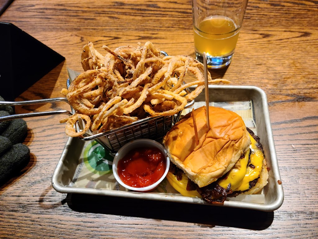 Wahlburgers | restaurant | 322 N Broadway, Milwaukee, WI 53202, USA | 4142233005 OR +1 414-223-3005